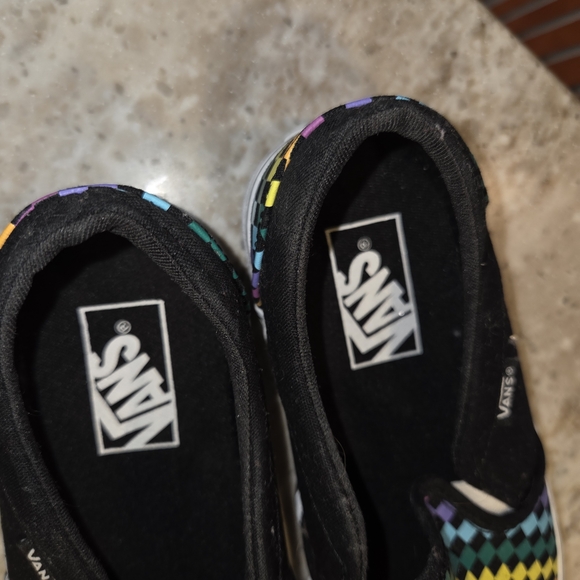 Vans Multicolor Checkered Slip-On Shoes - Picture 3 of 5